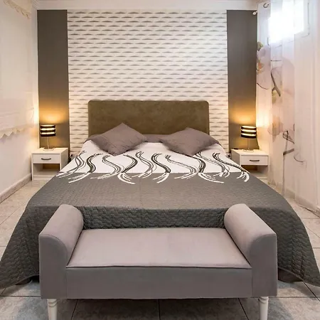 Casa Lanza Nyaraló *